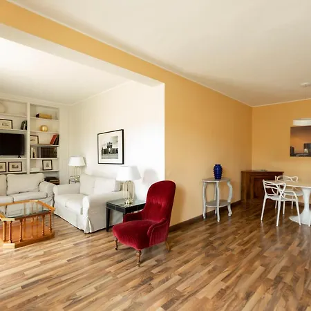 Montenapoleone - Sant Andrea Charme Penthouse Milan Exterior photo